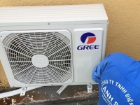 Lắp đặt máy lạnh treo tường Gree giá rẻ tại Sài Gòn